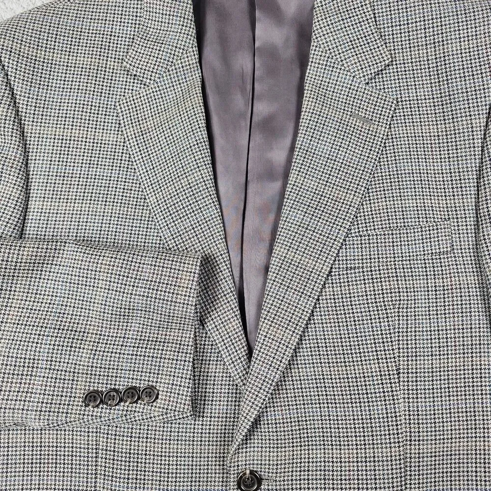 Chaps Sport Coat Blazer Mens 42R Gray Beige Silk Wool Houndstooth Two Button